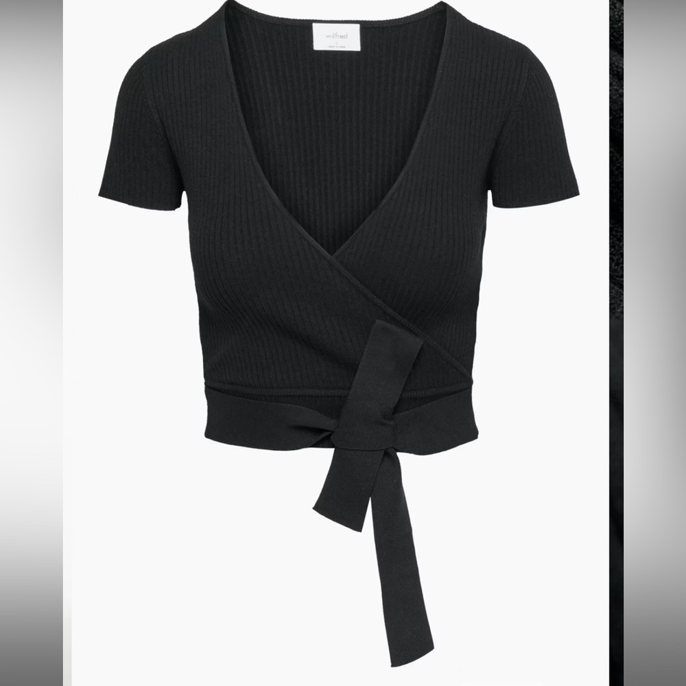 BNWOT All Tied Up Sweater xs (could fit someone who wears a small)